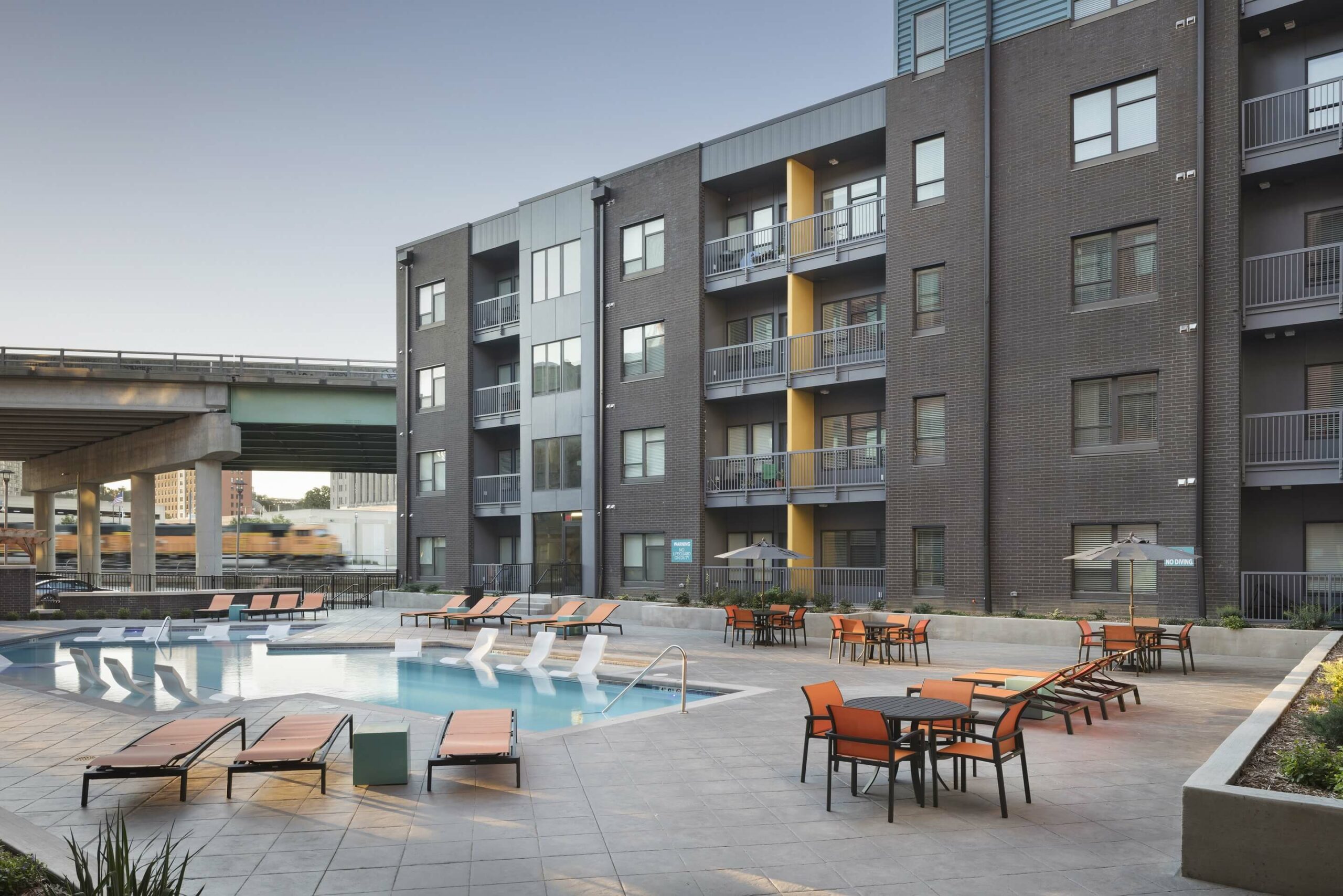 New Luxury Apartments Transform Challenging Site in Downtown Kansas