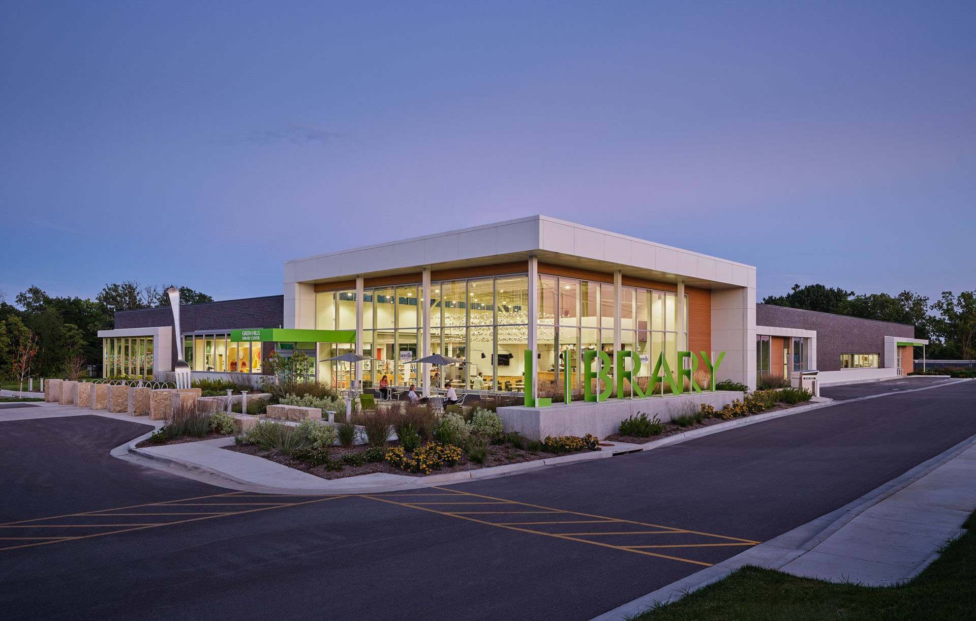 Mcpl Riverside MCPL Culinary Literacy Center - Helix Architecture + Design